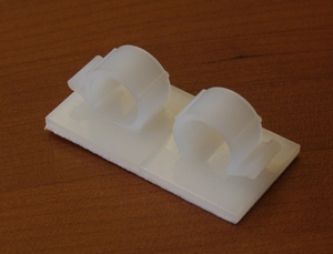 Adhesive nylon clip 25x25x16mm, fix Ø13-16mm
