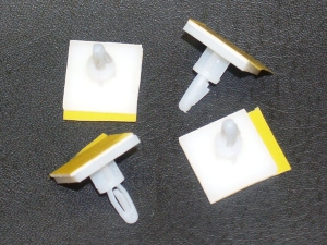 PCB spacer M4, 9,5mm nylon, self adhesive foot, 4pc